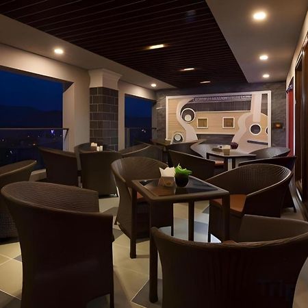 Royal Palace Hotel Tuyen Quang Екстер'єр фото