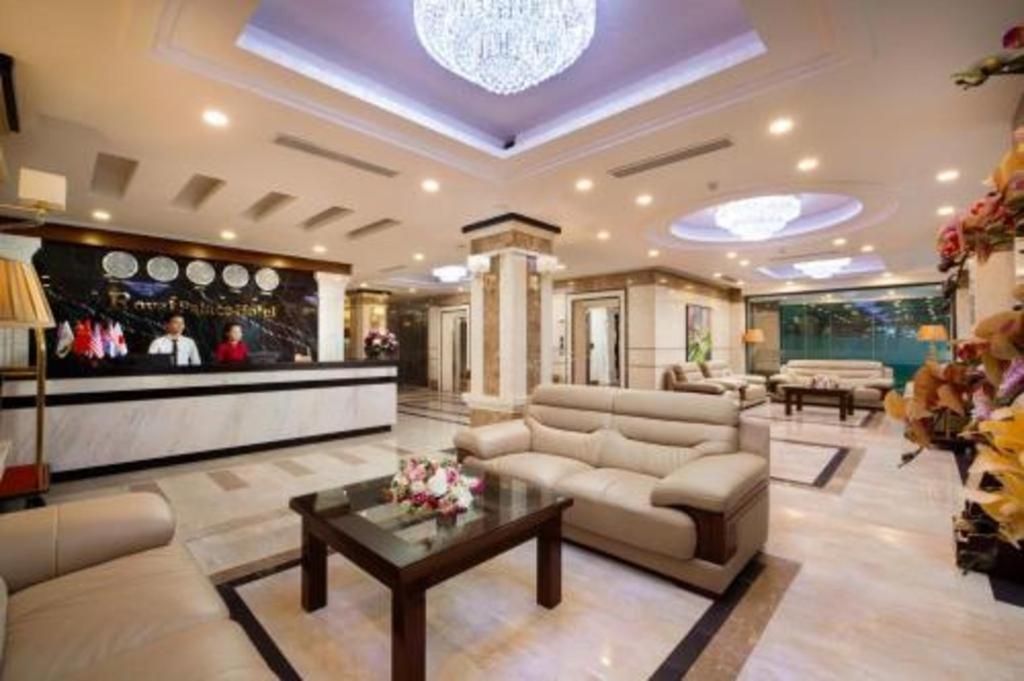 Royal Palace Hotel Tuyen Quang Екстер'єр фото