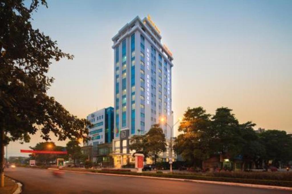 Royal Palace Hotel Tuyen Quang Екстер'єр фото