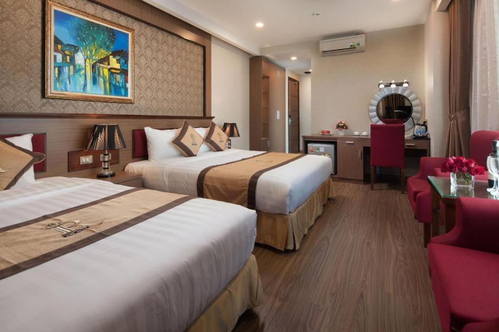 Royal Palace Hotel Tuyen Quang Екстер'єр фото