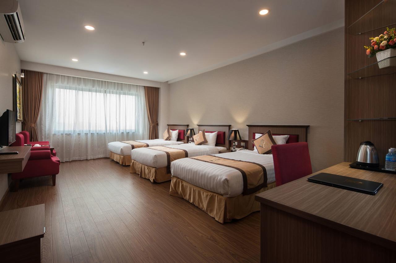 Royal Palace Hotel Tuyen Quang Екстер'єр фото
